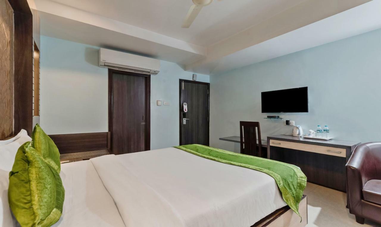 Oyo 3811 Geetanjali Regency Hotel Kolkata Exterior photo