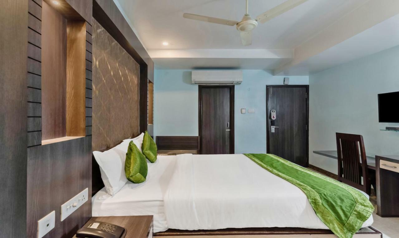 Oyo 3811 Geetanjali Regency Hotel Kolkata Exterior photo
