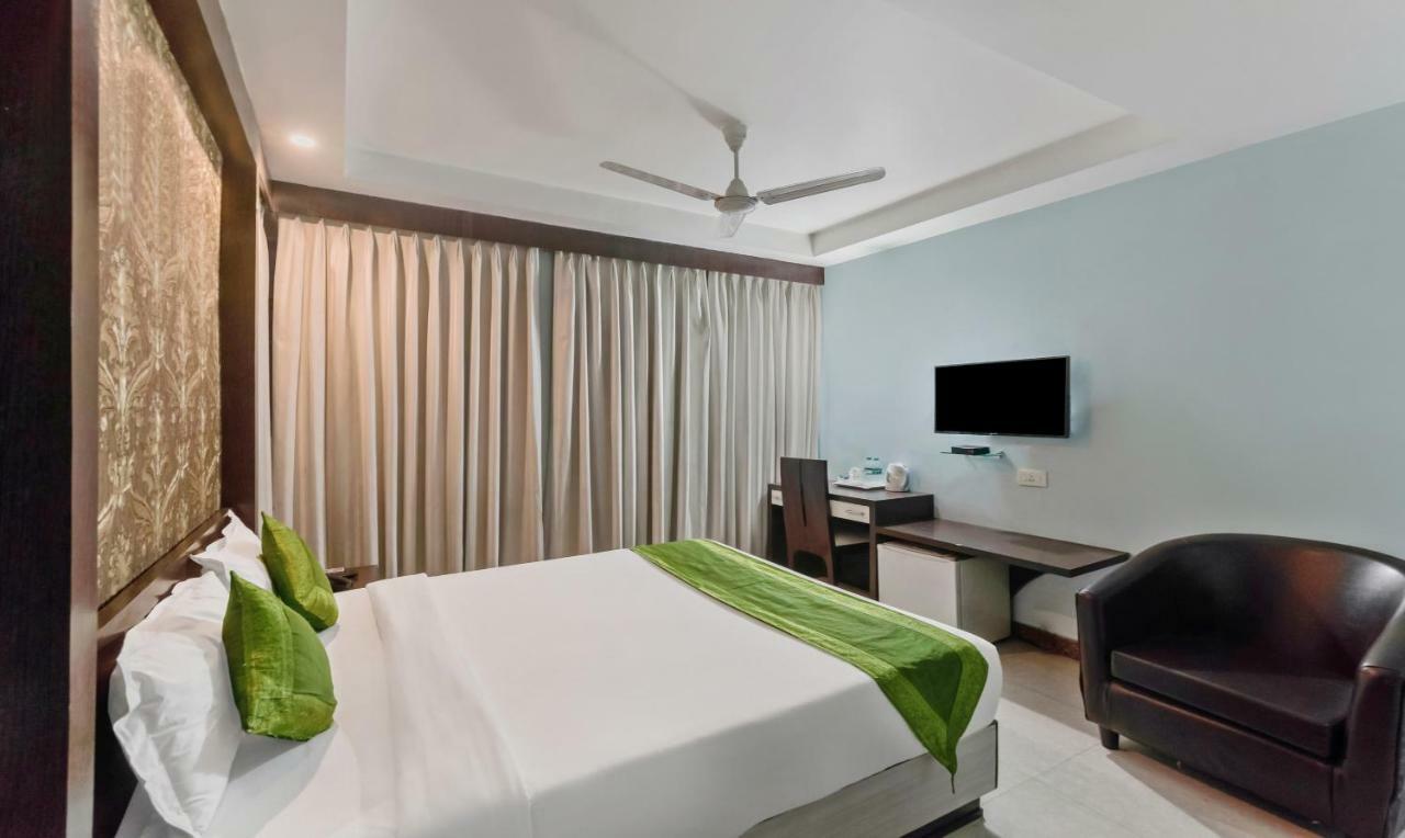 Oyo 3811 Geetanjali Regency Hotel Kolkata Exterior photo